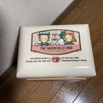 산리오 THE VAUDEVILLE DUO 소잉 박스