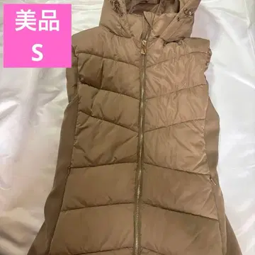 새상품급 S ZARA 후드 부착 베이지 다운 베스트 자라