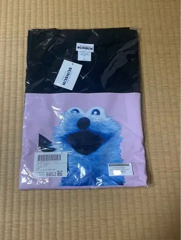 [미사용 새상품] 퍼펫 스 프린트 T셔츠 블랙