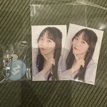 마나카 마나 굿즈