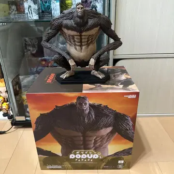팝업퍼레이드 짐승의 거인