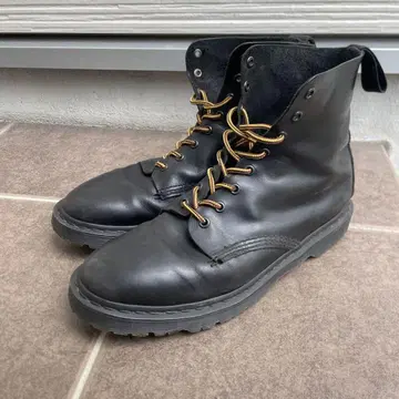 닥터마틴 부츠 UK9