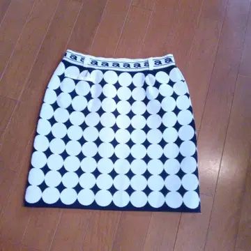 알치비오 도트 무늬 스커트 포켓 부착