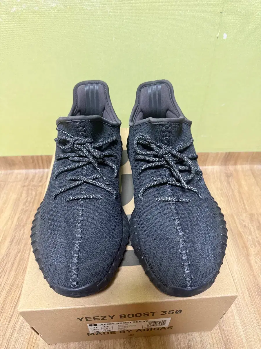 ADIDAS | 아디다스 [290] e.ji booth 350 v2 Triple Black Non-Reflective  #이지부스트,#이지부스트290,#트리플블랙,#아디다스,#290 on Bunjang Global Site.
