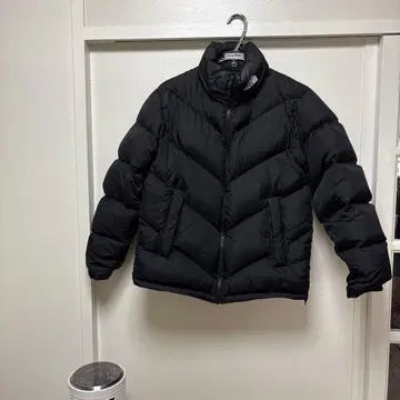 THE NORTH FACE 블랙 다운 자켓
