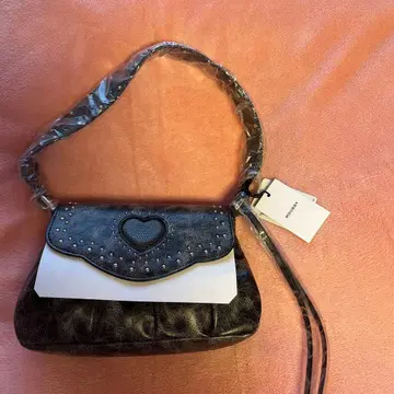 MOUSSY 블랙 숄더백 새상품