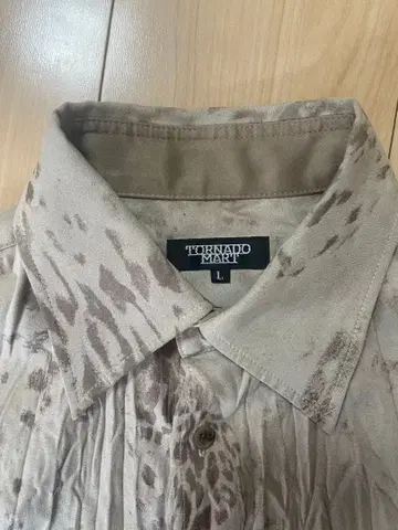 TORNADO MART L 사이즈 플리츠 긴팔 셔츠