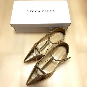 YECCAVECCA 멜리 제인 펌프스