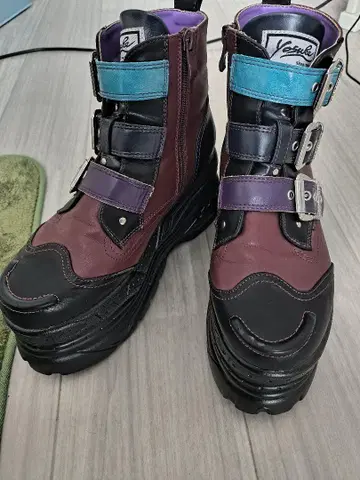 요스케 산마루 스트랩 부츠 24.5cm