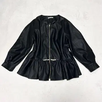 빅 사이즈 3L 데아리크토 펄 장식 페플럼 인조 가죽 자켓