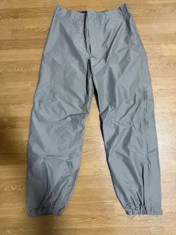 patagonia MARS level6 TROUSER M-R