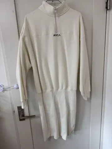 RVCA 하프 지퍼 원피스 M 아이보리
