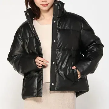 GAP 숏 기장 다운 자켓