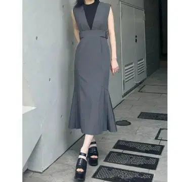 MURUA 사이드 턱 오버롤 스커트