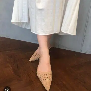 에이미 이스트 월 아지메 힐 메쉬 뮬 베이지