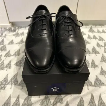 새상품 미사용 산요산초 블랙 가죽 드레스 신발 26.5cm