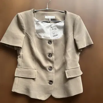 ZARA X S 사이즈 반팔 노카라 숏 슬리브 자켓 베이지