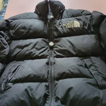 THE NORTH FACE 블랙 다운 자켓 후드 부착