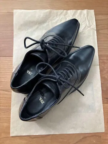 [ 새상품급 ] ZARA 블랙 레이스업 슈즈 35