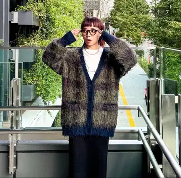 JEANASIS 브러쉬 미들 길이 V넥 가디건