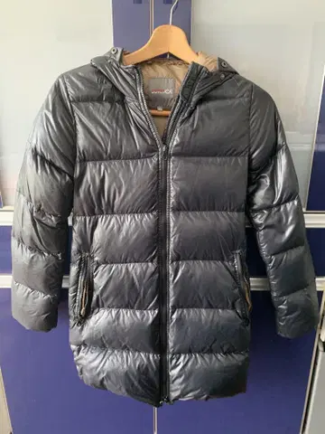 DUVETICA 블랙 다운 자켓 38