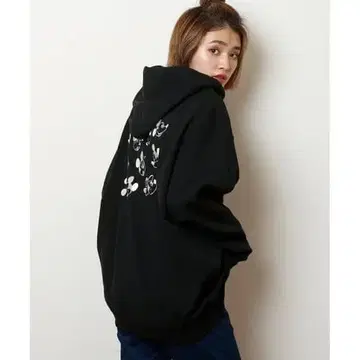 DOUBLE NAME 좋아요 미키 후드티 풀오버 자수