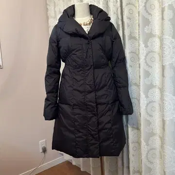새상품급 ANAYI 아나이 숄카라 A라인 다운 코트 블랙 38