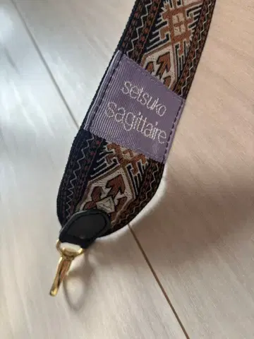 setsuko Sagittare 자수 로리안 스트랩