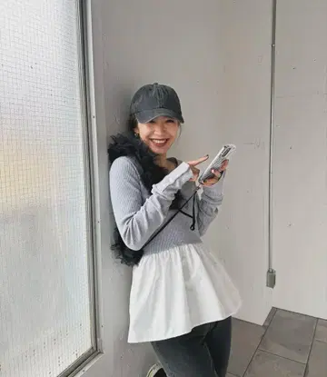 PICHI 리브 펩플럼 상의