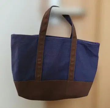 벌 토트 네이비 x 짙은 갈색