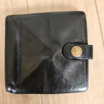 IL BISONTE 블랙 접이식 지갑