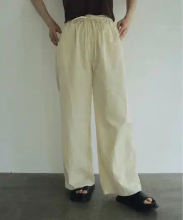anuke Nylon Rough Pants