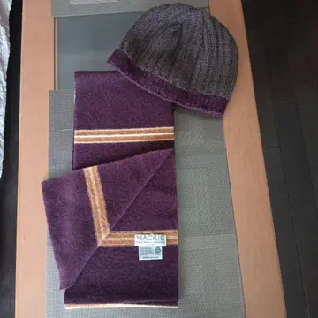 MACKIE 울 머플러와 모자 세트