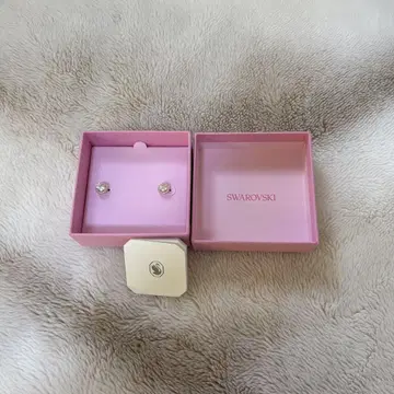 SWAROVSKI 귀걸이