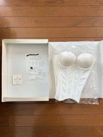 클라우디아 kuraudia 브라이덜 이너 C65