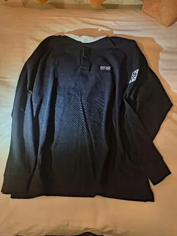 SY32 블랙 긴팔 피케 셔츠 티셔츠