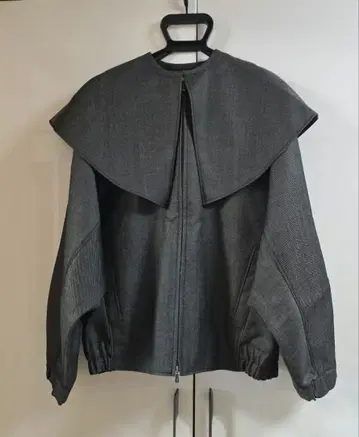 LOHEN 탈부착 가능 카라 자켓