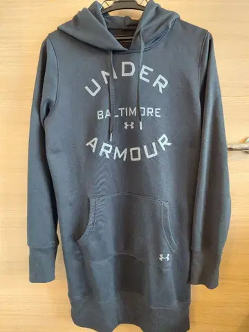 언더아머 후드 부착 후드티 원피스