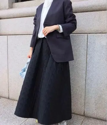 새상품급 machatt 퀼팅 스커트 블랙