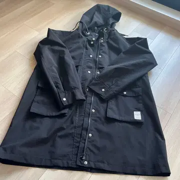 Pond Ponette 블랙 코트