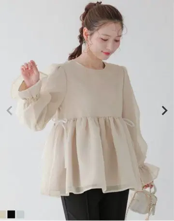 미사용 새상품 크링클 시어 오간자 볼륨 슬리브 상의 베이지