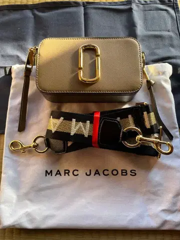 [ 새상품급 ] MARC JACOBS 스냅샷 백 마크제이콥스