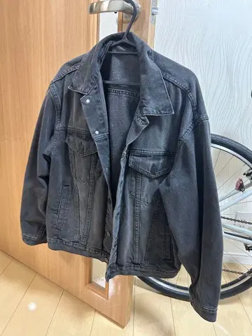 다크 그레이 데님 자켓