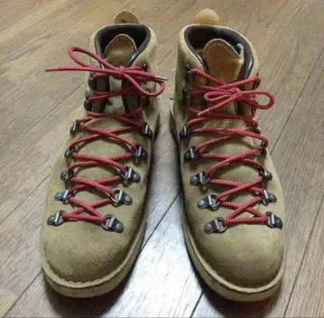 Danner 마운틴 라이트 45500X 베이지 스웨이드 부츠