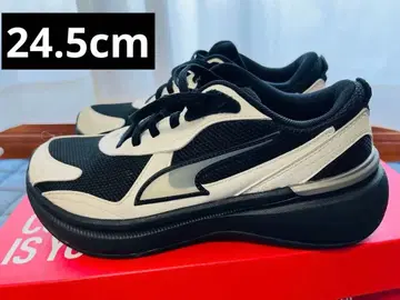 PUMA 스니커즈 24.5