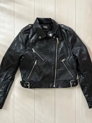 [ 익명 배송 ] ZARA 가죽 자켓