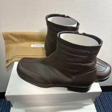 St. NOSE 브라운 가죽 지퍼 부츠