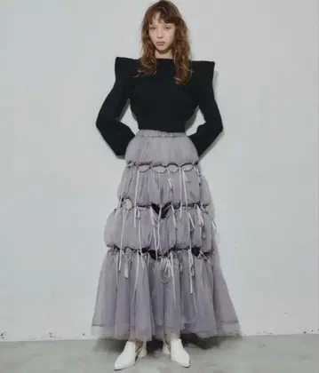 J1U by LA BELLE ETUDE (볼륨 튤 리본 스커트)