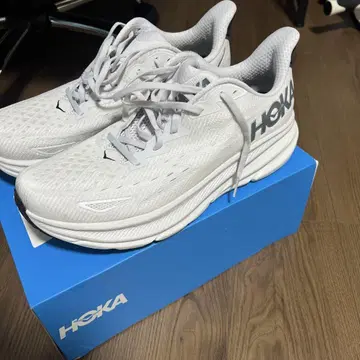 호카 클리프톤 9 30cm 거의 미사용품
