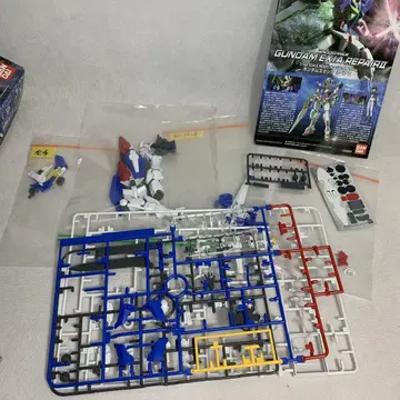 HG 1/144 건담 엑시아 리페어 II 조립 완료 건담 프라모델